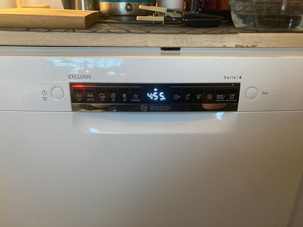 BOSCH s&eacute;rie 4 SMS4HBWOOF LAVE-VAISELLE 60 PL44DB 3CVT BL Electroménager