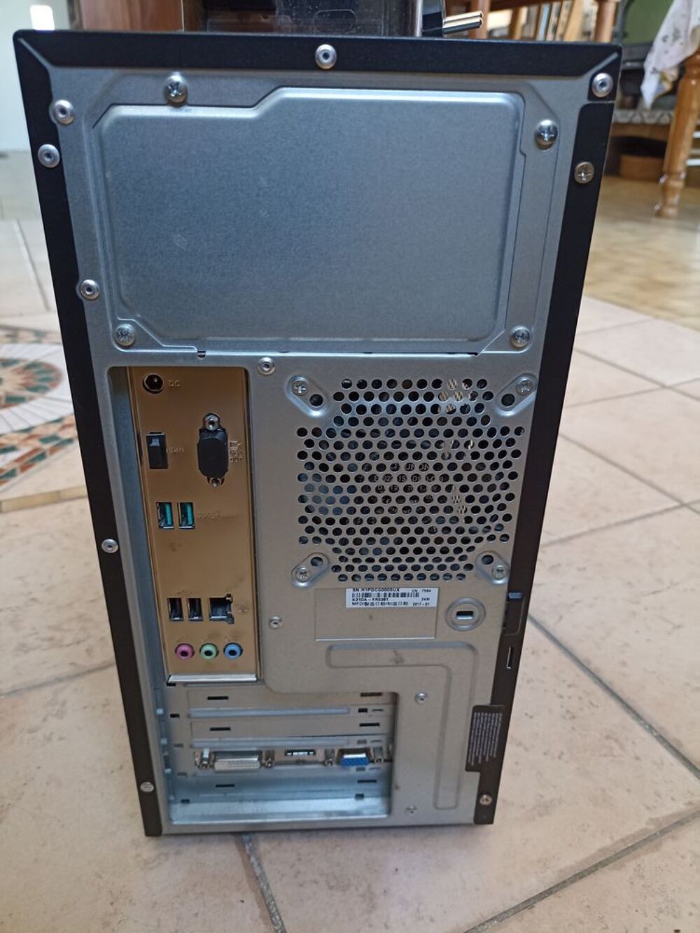 PC de bureau ASUS Matériel informatique