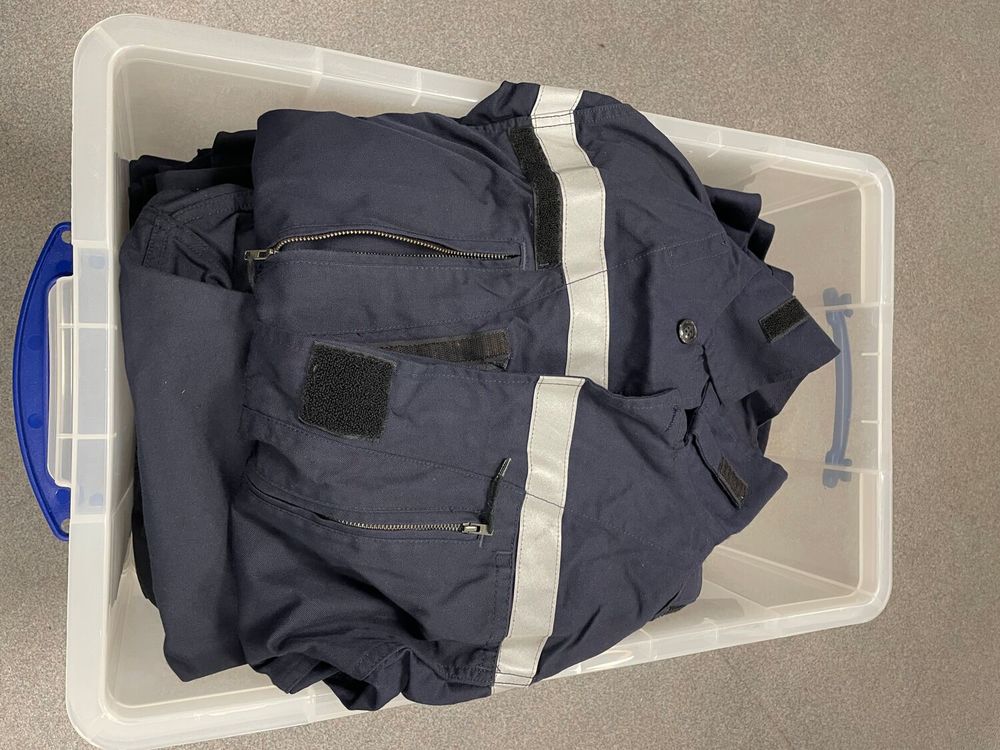 Vestes et pantalons pompier Vêtements