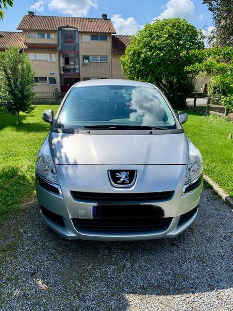 Peugeot 5008 1.6 HDi 110ch FAP BVM6 Business Pack 5pl