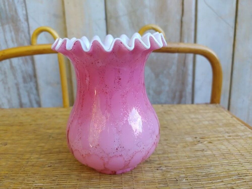 Tulipe Verre Lampe &agrave; P&eacute;trole Corolle Rose Clichy Overlay Décoration
