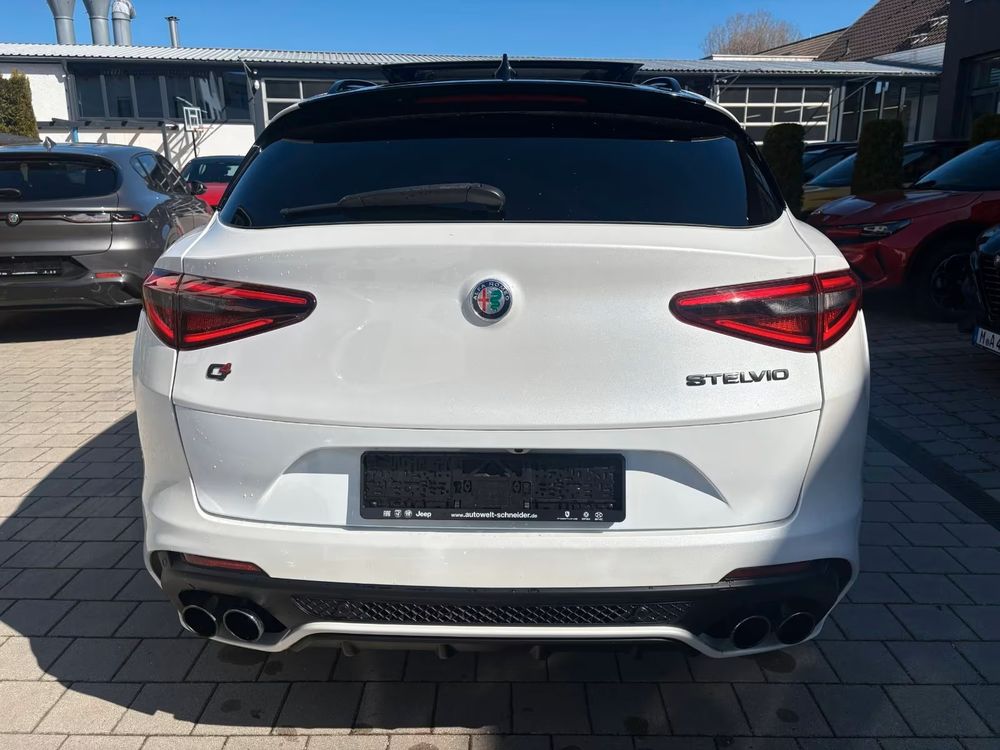 Stelvio 2.9 V6 510ch Q4 AT8 Quadrifoglio 2019 occasion 38440 Saint-Jean-de-Bournay