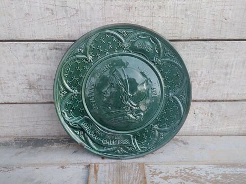Ancien Plat Fa�ence Barbotine Publicitaire Jeanne d'Arc 39 Loches (37)