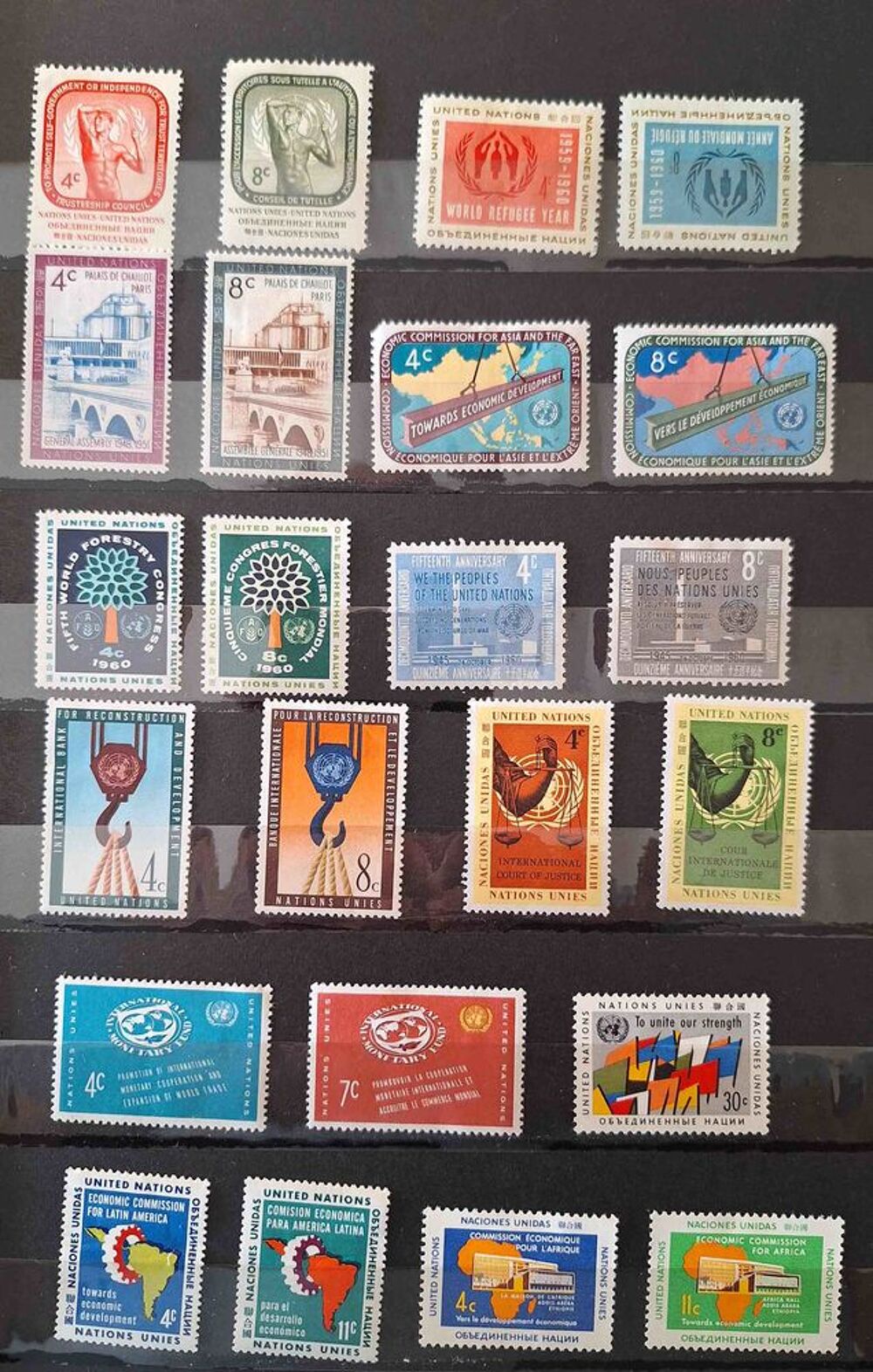 S&eacute;rie de timbres de collection des Nations Unies
