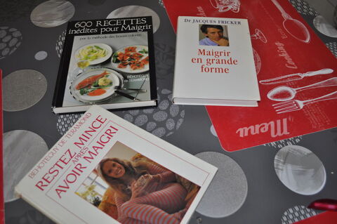 Lot de livres  Recettes pour maigrir   5 Perreuil (71)