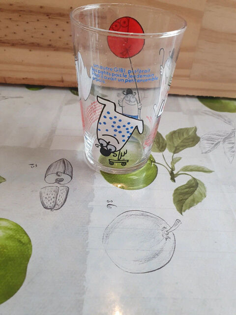 verre Gibi vintage 
made in france 
3 Aubvillers (80)