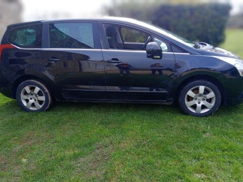 Peugeot 5008 1.6 HDi 115ch FAP BVM6 Active 5pl