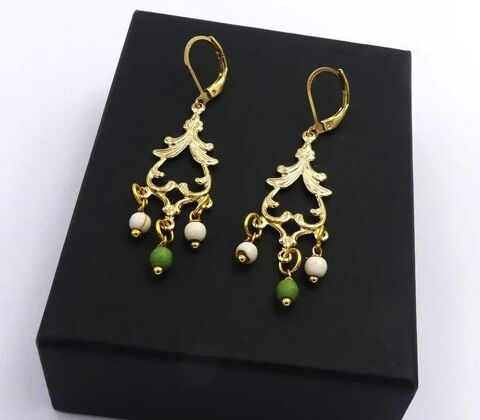 Boucles d'oreilles métal doré, pierre naturelle, strass 7 Viroflay (78)