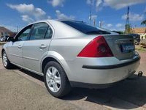 Mondeo 2.0 DI - 115 Ghia 2001 occasion 78540 Vernouillet