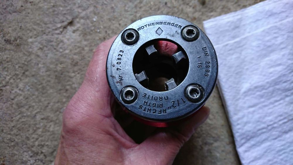 T&ecirc;tes de fili&egrave;re &eacute;lectrique Bricolage
