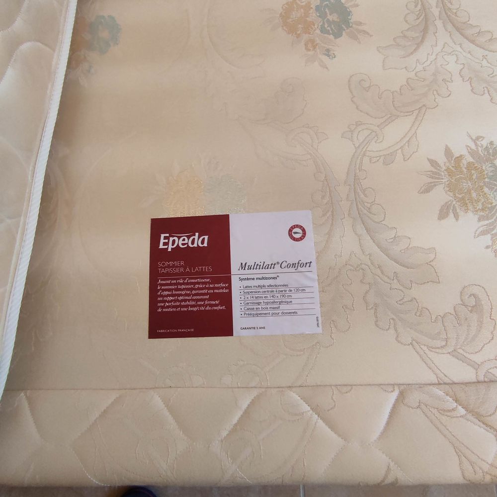 Sommier et matelas 140x190cm Meubles