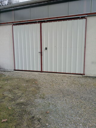  Remise / Grange à louer 1 pièce 15 m²