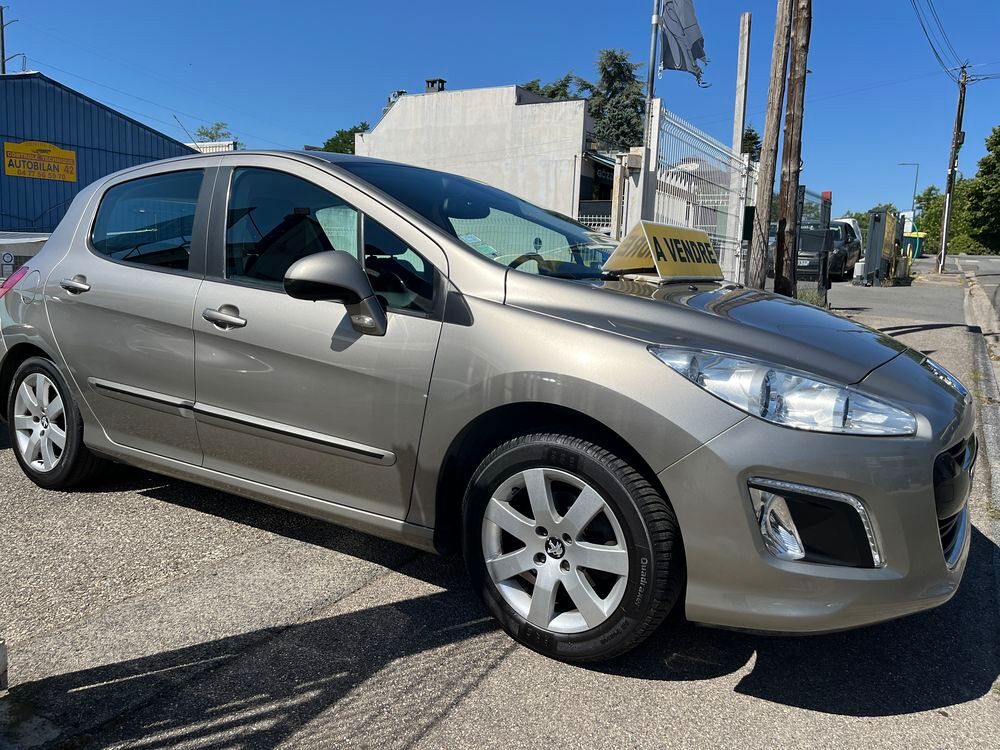 308 1.6 e-HDi 112ch FAP Active 2011 occasion 42700 Firminy