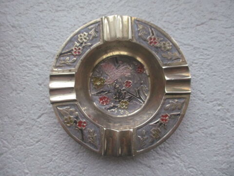 Cendrier en laiton et �mail cloisonn� originaire d'asie. 15 Chang� (53)