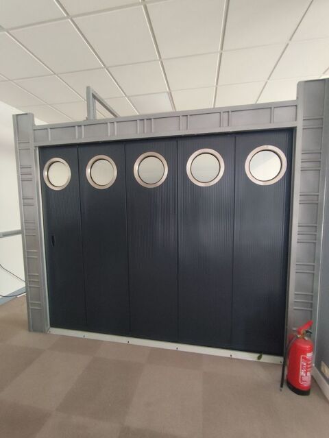 Porte de garage sectionnelle lat�rale 1500 Montceau-les-Mines (71)