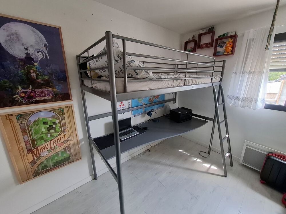 Lit mezzanine ikea avec matelas et bureau int&eacute;gr&eacute;.1 personne Meubles
