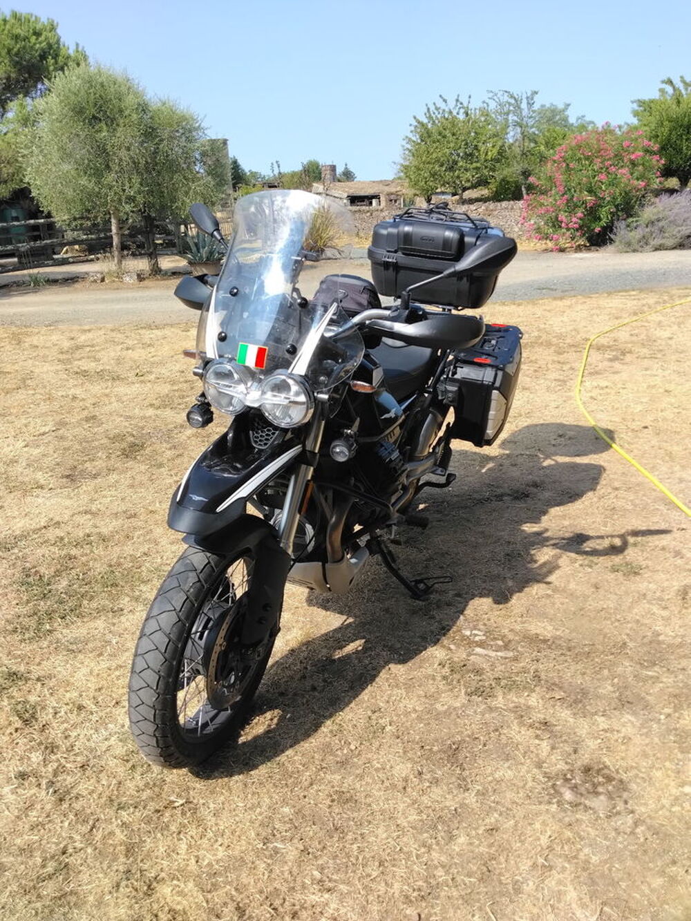 MOTO GUZZI 2022 occasion 79220 Surin