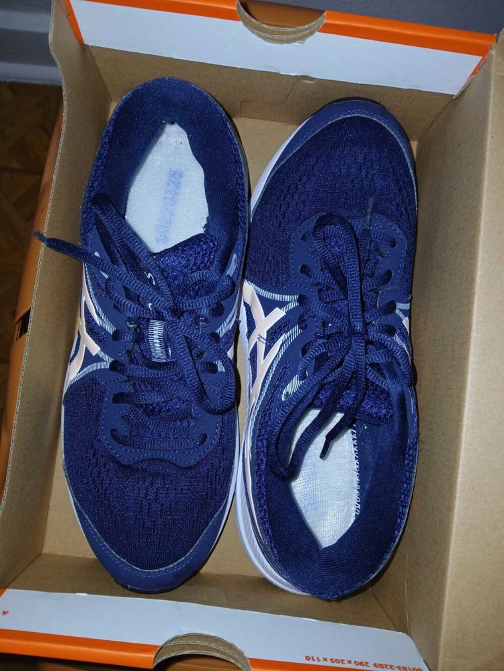 baskets asics Chaussures