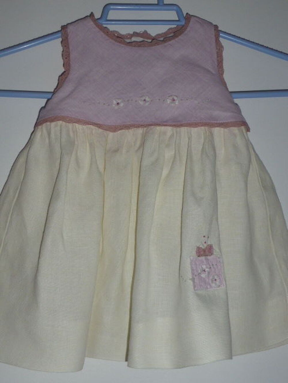 Natalys robe &eacute;t&eacute; rose et blanche 3 mois Vêtements enfants