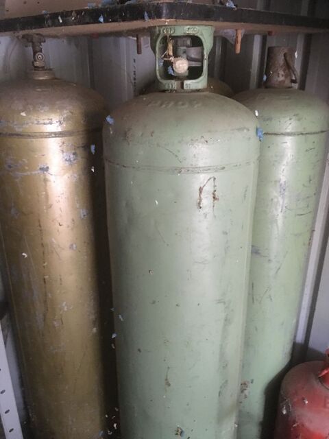 4 bouteilles de gaz 35kg 0 Ille-sur-Tt (66)