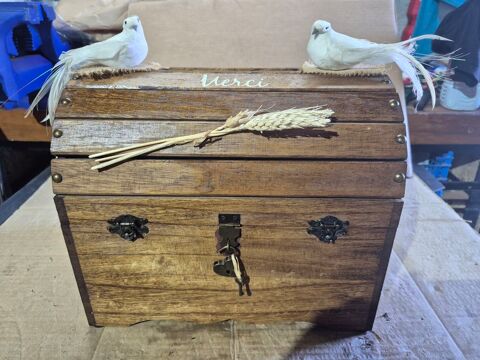 Coffre bois r�alisation artisanale th�me boh�me 40 Mimizan (40)