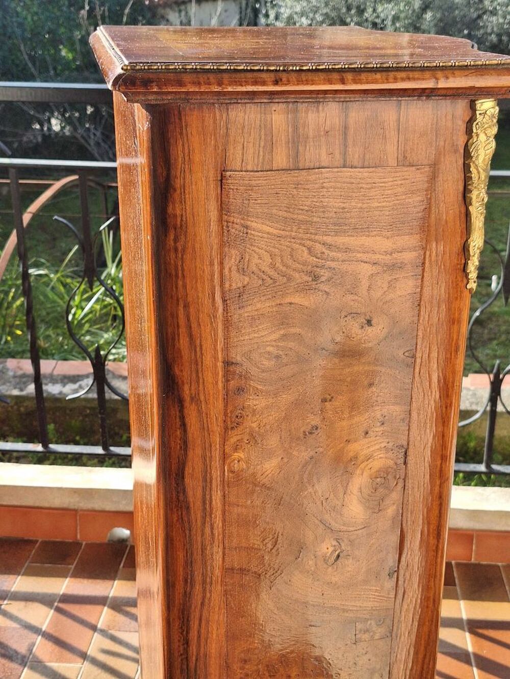 Chiffonnier style Louis XV Meubles