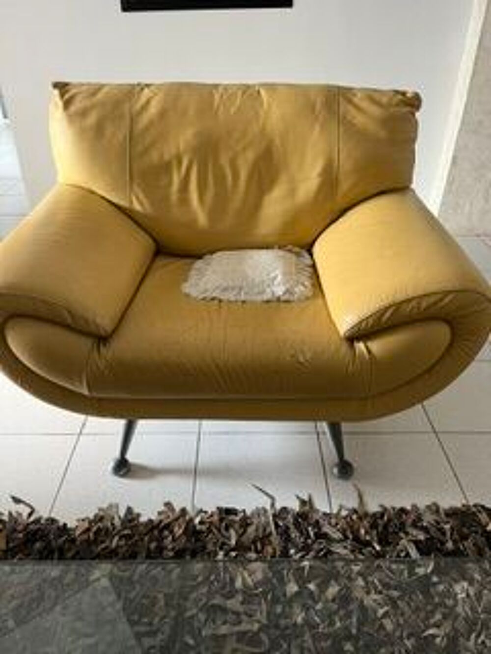 salon en cuir 3 pi&egrave;ces 1 cana 1 fauteuil 1 m&eacute;ridienne Meubles