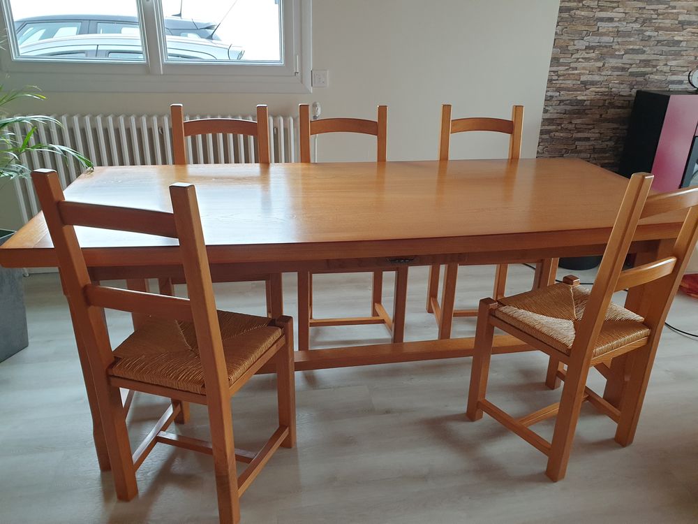 Meubles salle &agrave; manger 
Meubles