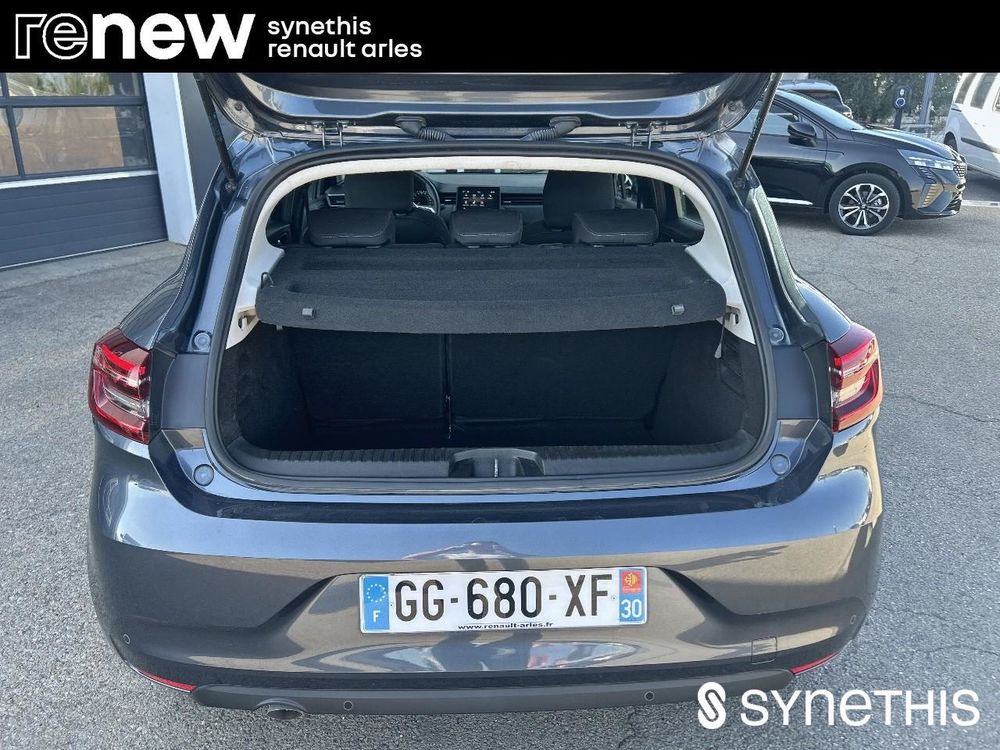 Clio V Clio TCe 90 - 21N Business 2022 occasion 13200 Arles
