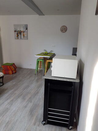  Appartement à louer 2 pièces 37 m²