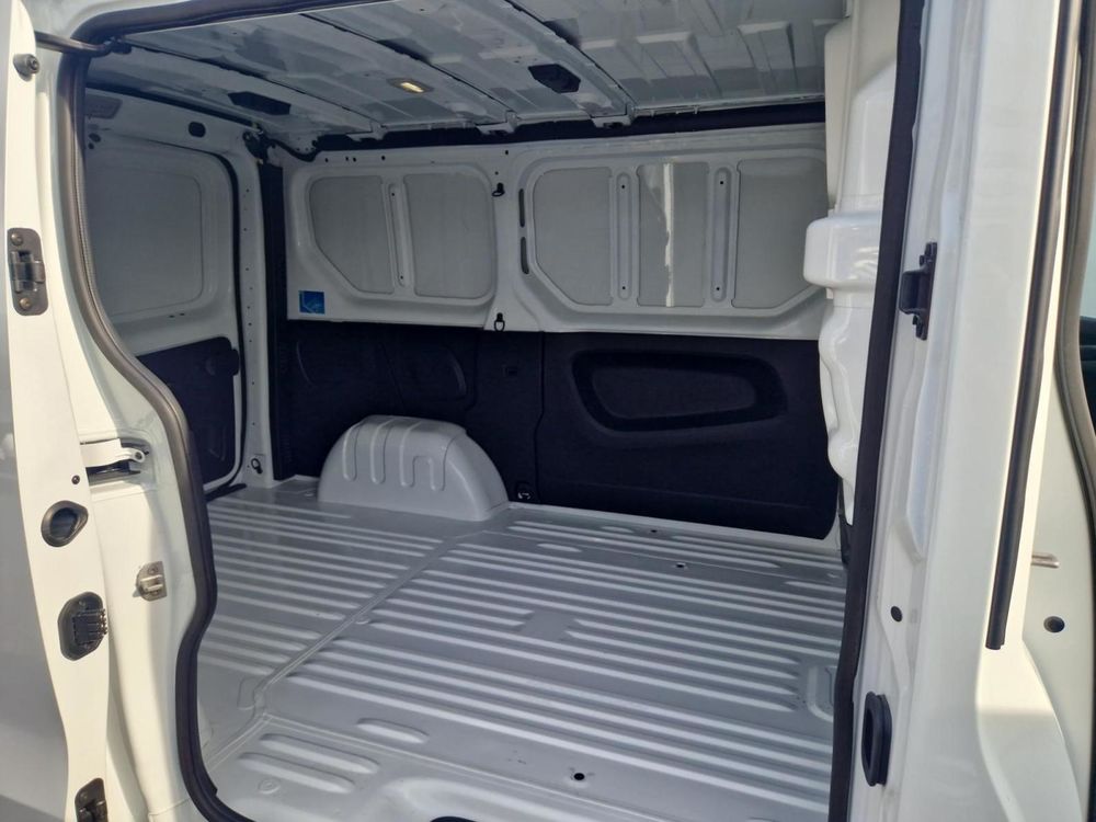 Trafic TRAFIC FG BLUE DCI 150 L1H1 3T AUTO EXTRA 2025 occasion 42120 Le Coteau