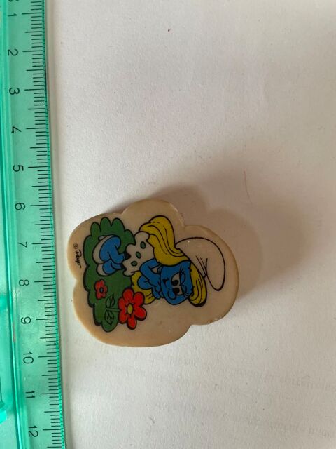 Gomma gomme eraser collection Schtroumpfette avec fleurs. 7 Bures-sur-Yvette (91)