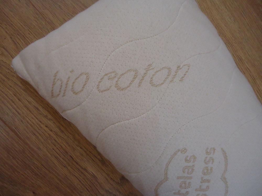 Magnifique TRAVERSIN LATEX en laine et coton bio Décoration