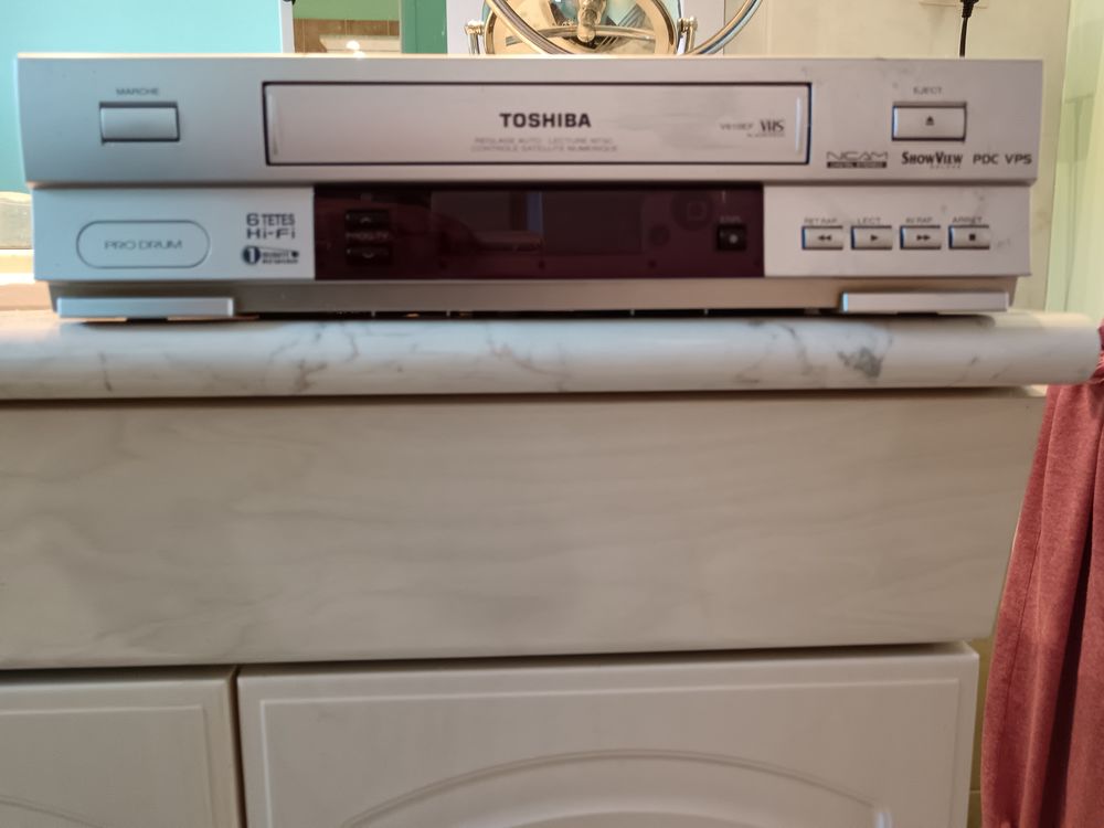 magn&eacute;toscope TOSHIBA 6 t&ecirc;tes HI-FI Audio et hifi