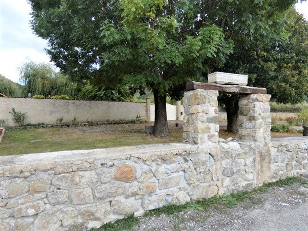 Vente Proprit/Chteau Maison de village en pierre  183m - Garage - Sur un terrain de 4285m environ - VEYNES Veynes