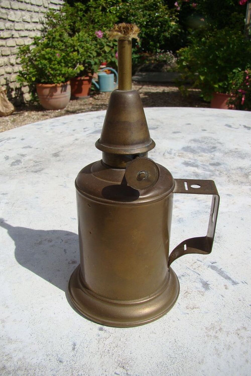 Ancienne lampe pigeon en laiton Décoration