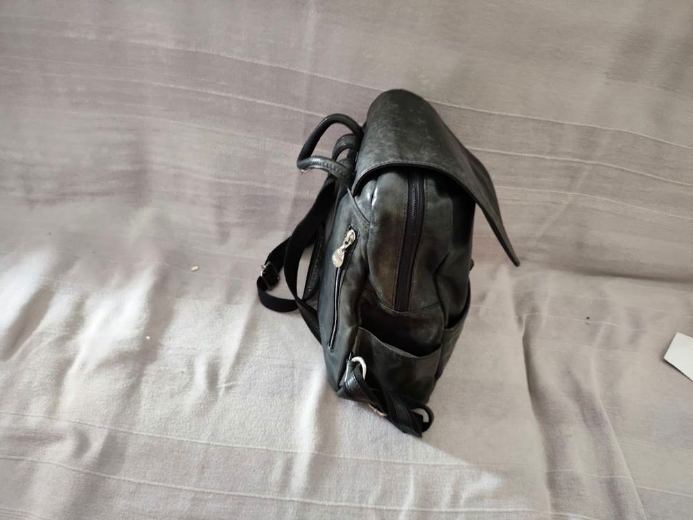 SAC A DOS CUIR NOIR Maroquinerie