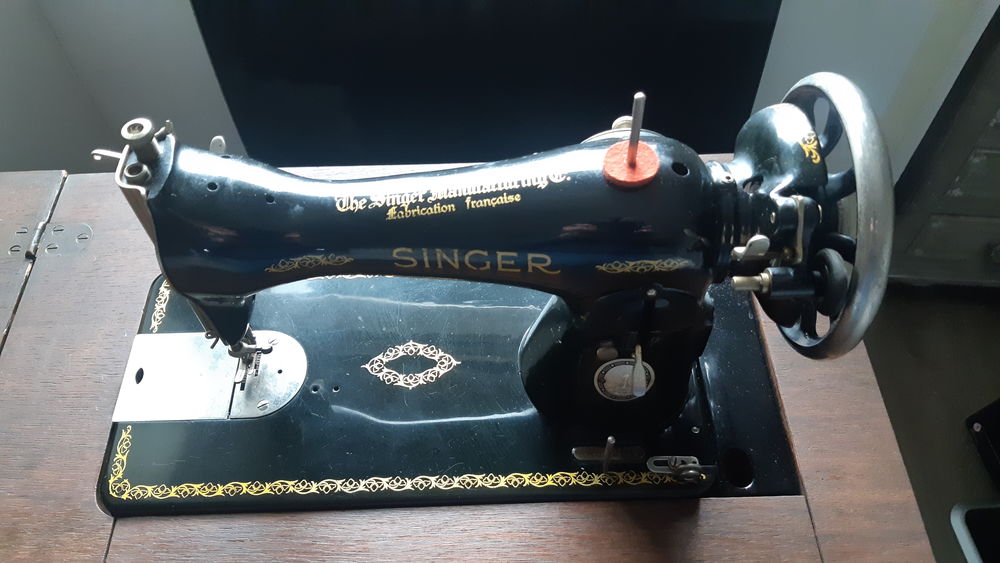 Machine &agrave; coudre SINGER Décoration
