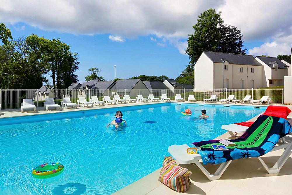   Maisonnette 2 pièces avec Piscine Chauffée à Audierne Bretagne, Audierne (29770)