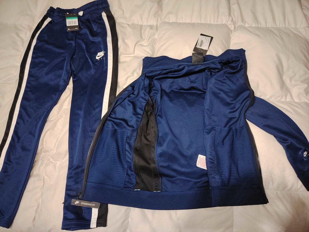 SURV&Ecirc;TEMENT NIKE AIR Vêtements