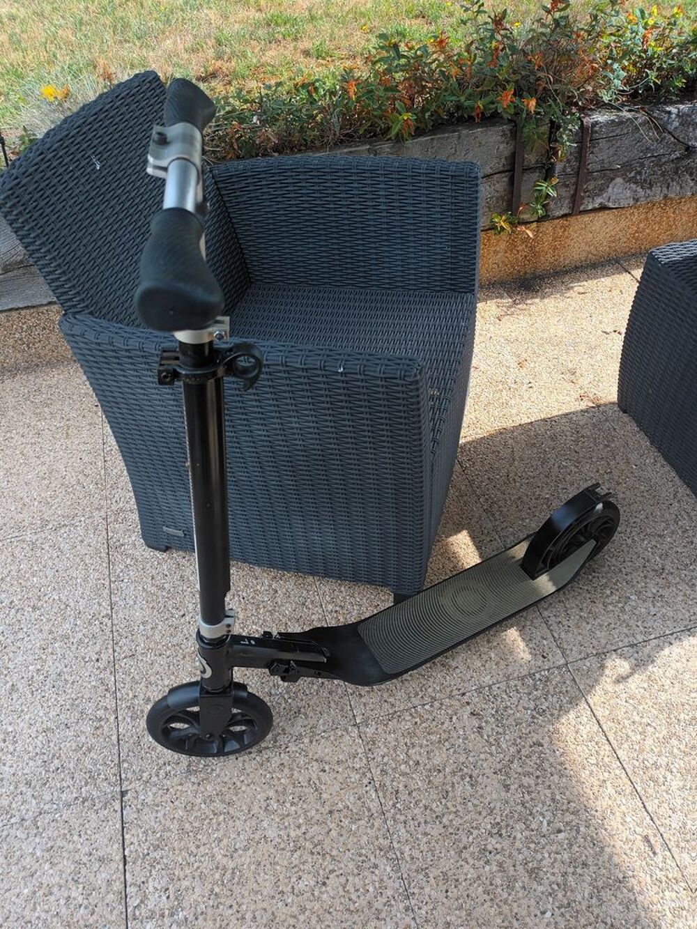 cette trottinette D&eacute;cathlon, (neuve ) jamais utilis Vélos