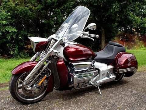 Moto HONDA 2004 occasion Mont-de-Marsan 40000