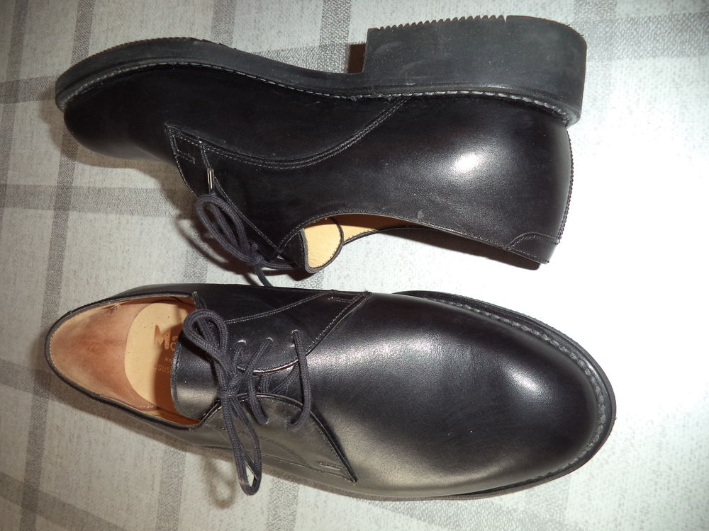 Chaussures neuves cuir 40 Chaussures
