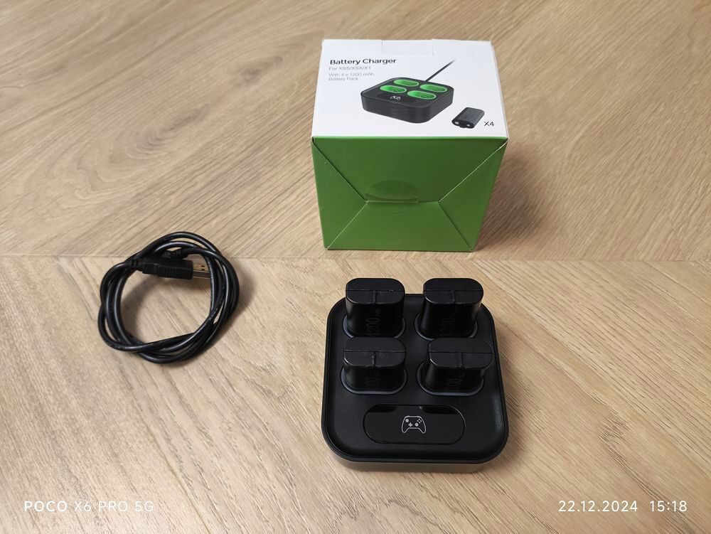 Batteries + Chargeur pour XBox Consoles et jeux vidéos