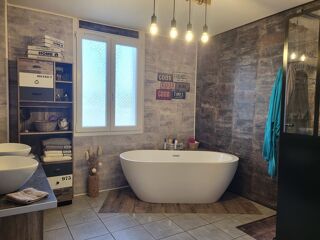  Maison � vendre 6 pi�ces 150 m�