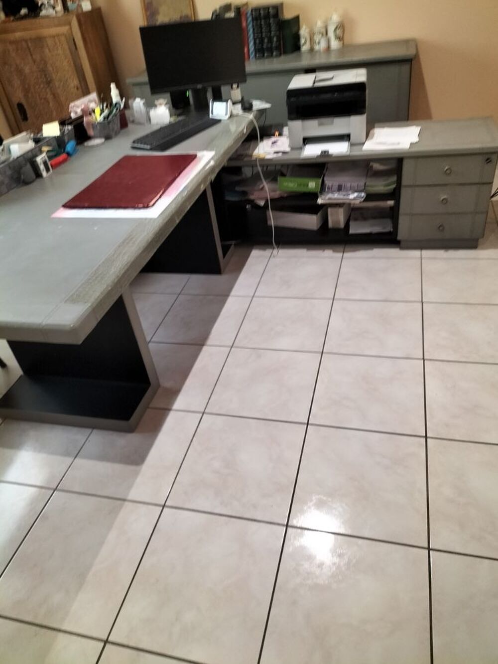 grand bureau avec commode et console Meubles