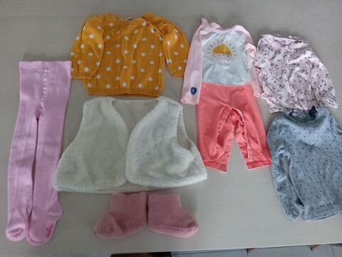 Ensemble V�tements Fille/B�b�/18Mois 5 Saint-Dizier (52)