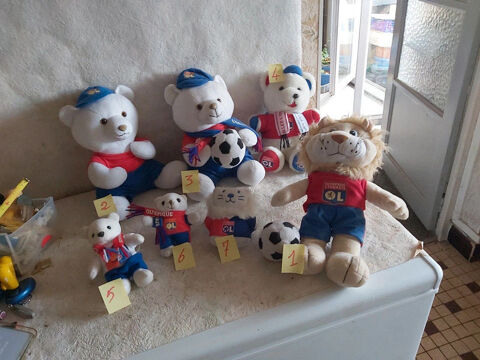 peluches de L OLYMPIQUE LYONNAIS 10 Lyon 8 (69)