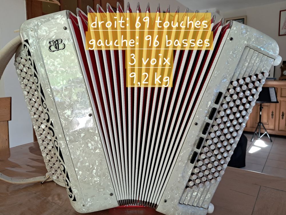 accord&eacute;on Ballone Burini 96 basses Instruments de musique