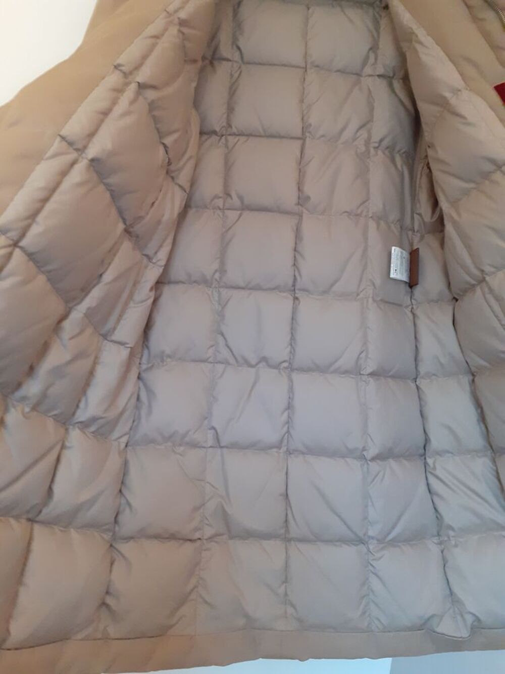 Manteau Moncler beige Vêtements